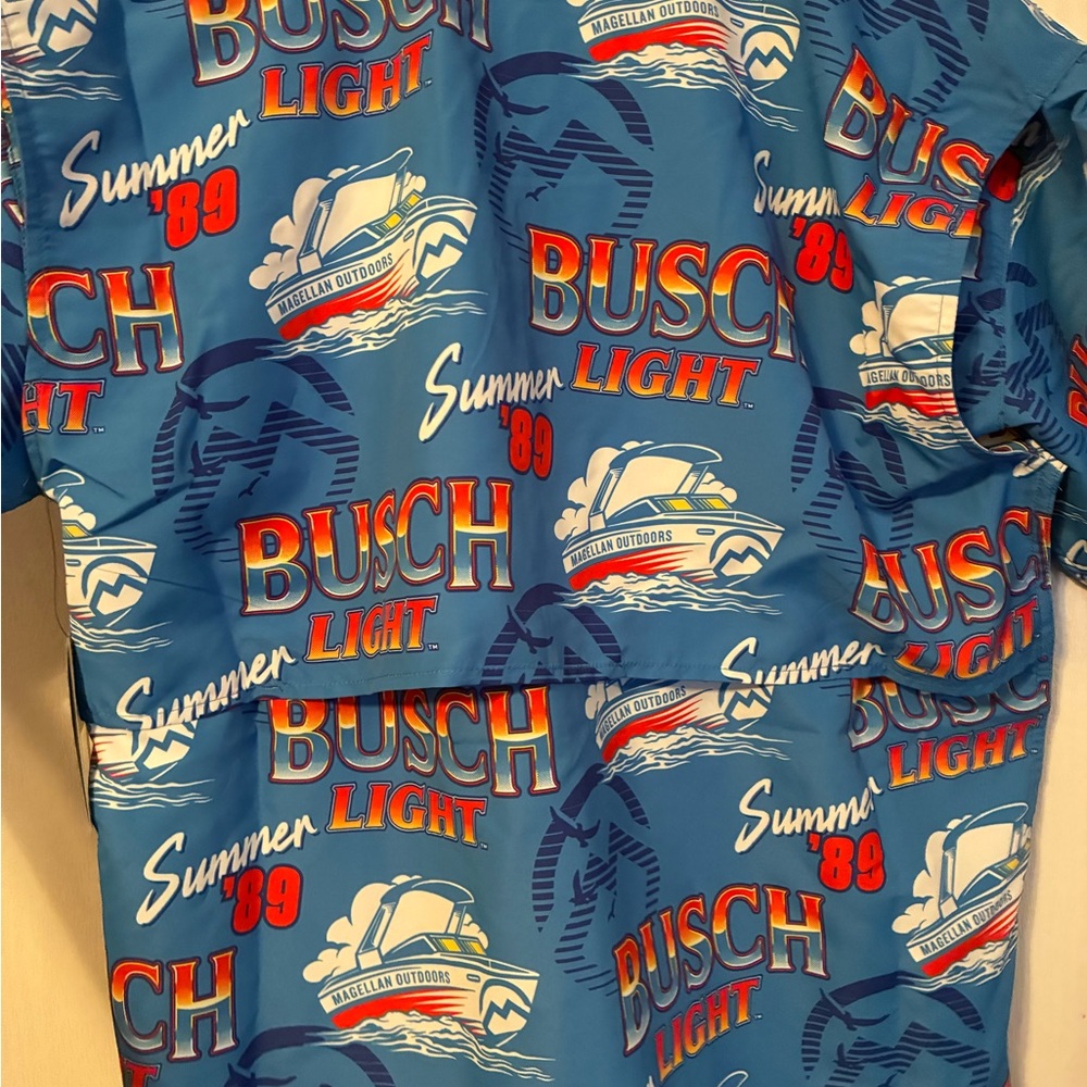 Magellan Outdoors Blue Bass Men's Shirt Busch Light - Picture 4 of 5